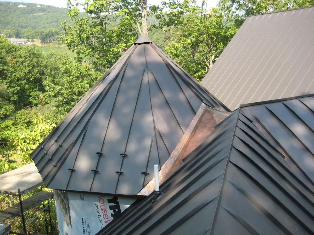 Professional Roof Tarp Installation by Craftsman Roofing in Shepperd